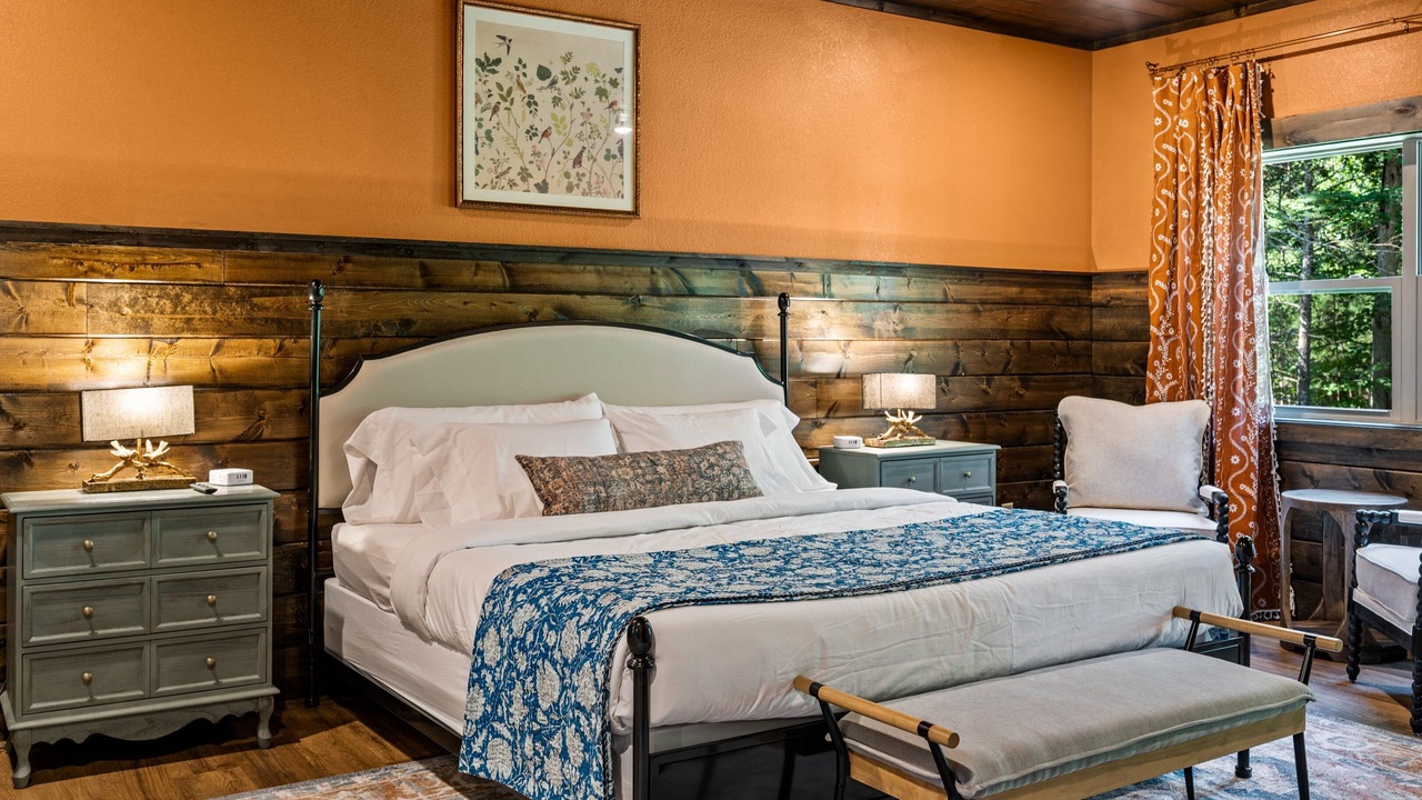 Photo of Bedroom in Caton