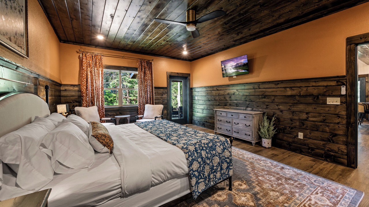 Photo of Bedroom in Caton