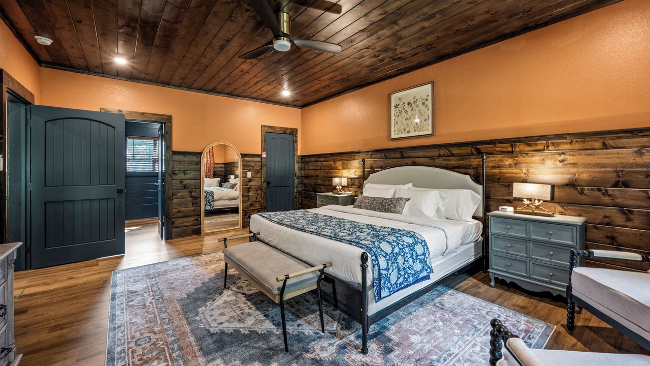 Photo of Bedroom in Caton