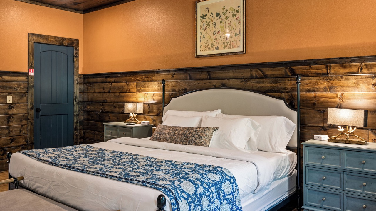 Photo of Bedroom in Caton