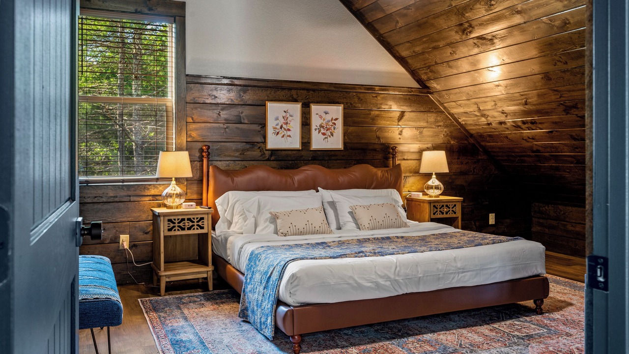 Photo of Bedroom in Caton