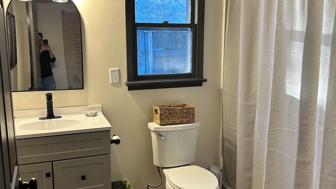 Photo of Bathroom in Bodines