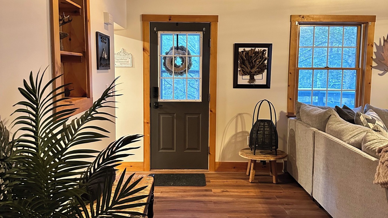 Photo of Livingroom in Bodines