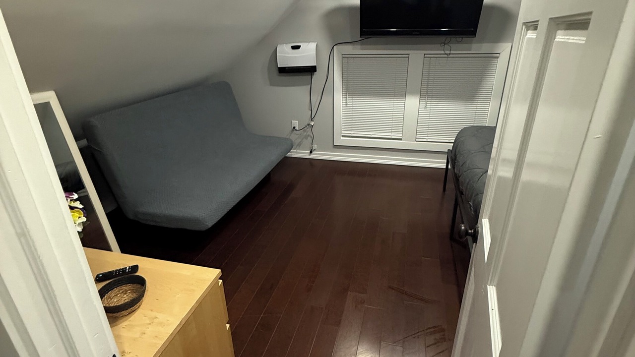 Photo of Livingroom in West New Haven