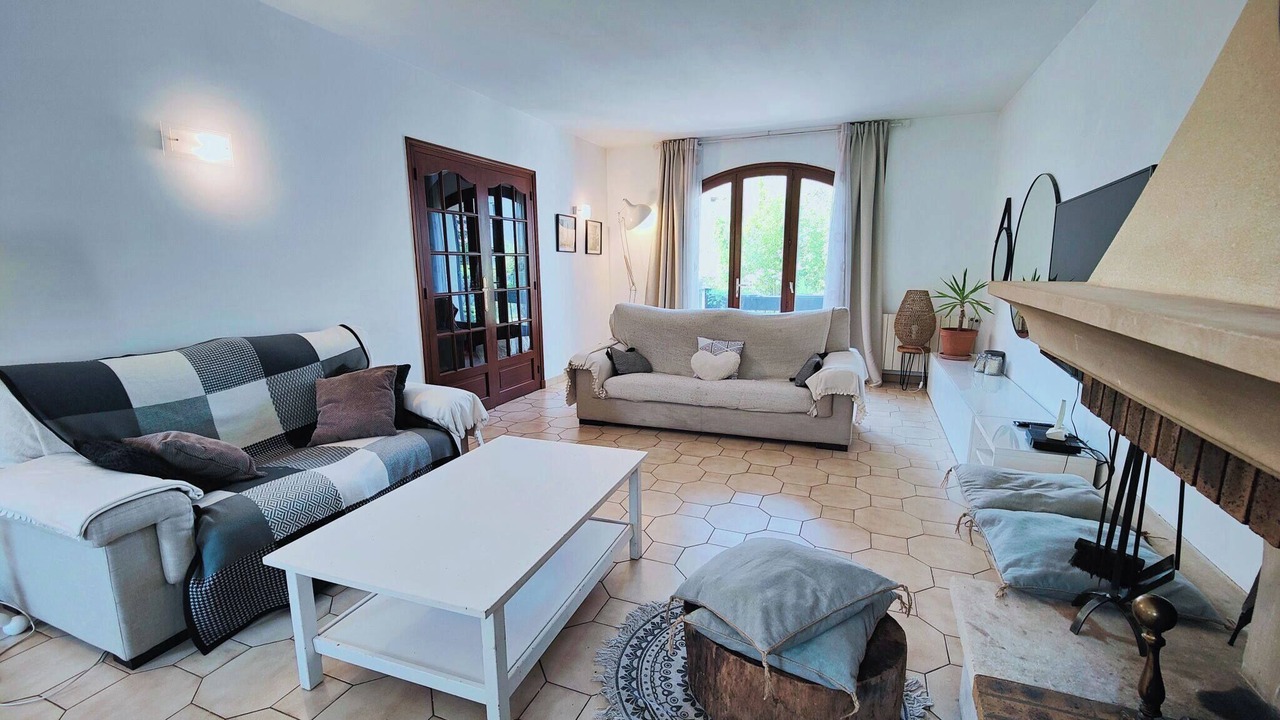Photo of Livingroom in La Courneuve