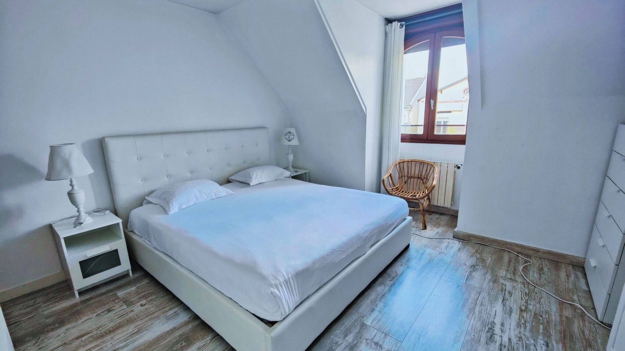 Photo of Bedroom in La Courneuve