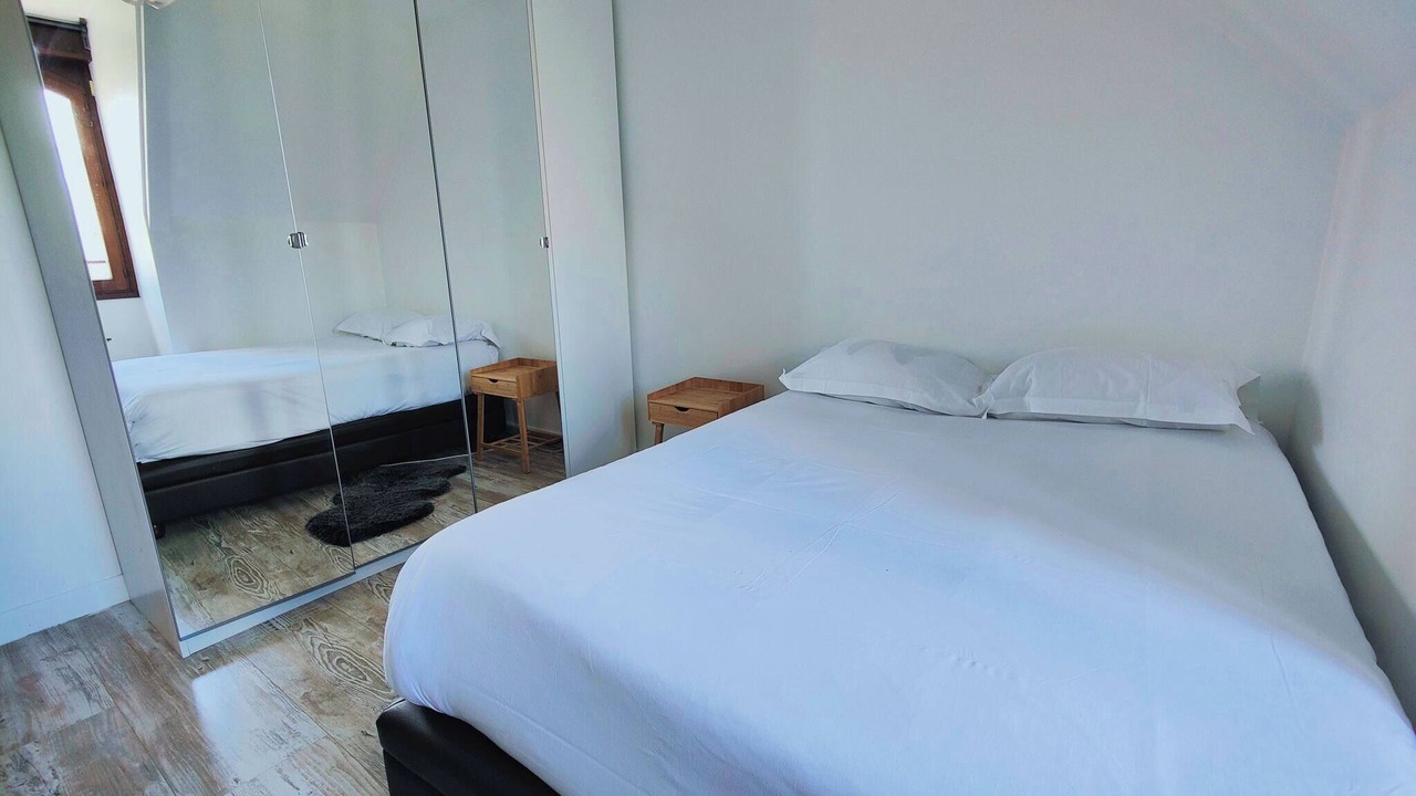 Photo of Bedroom in La Courneuve
