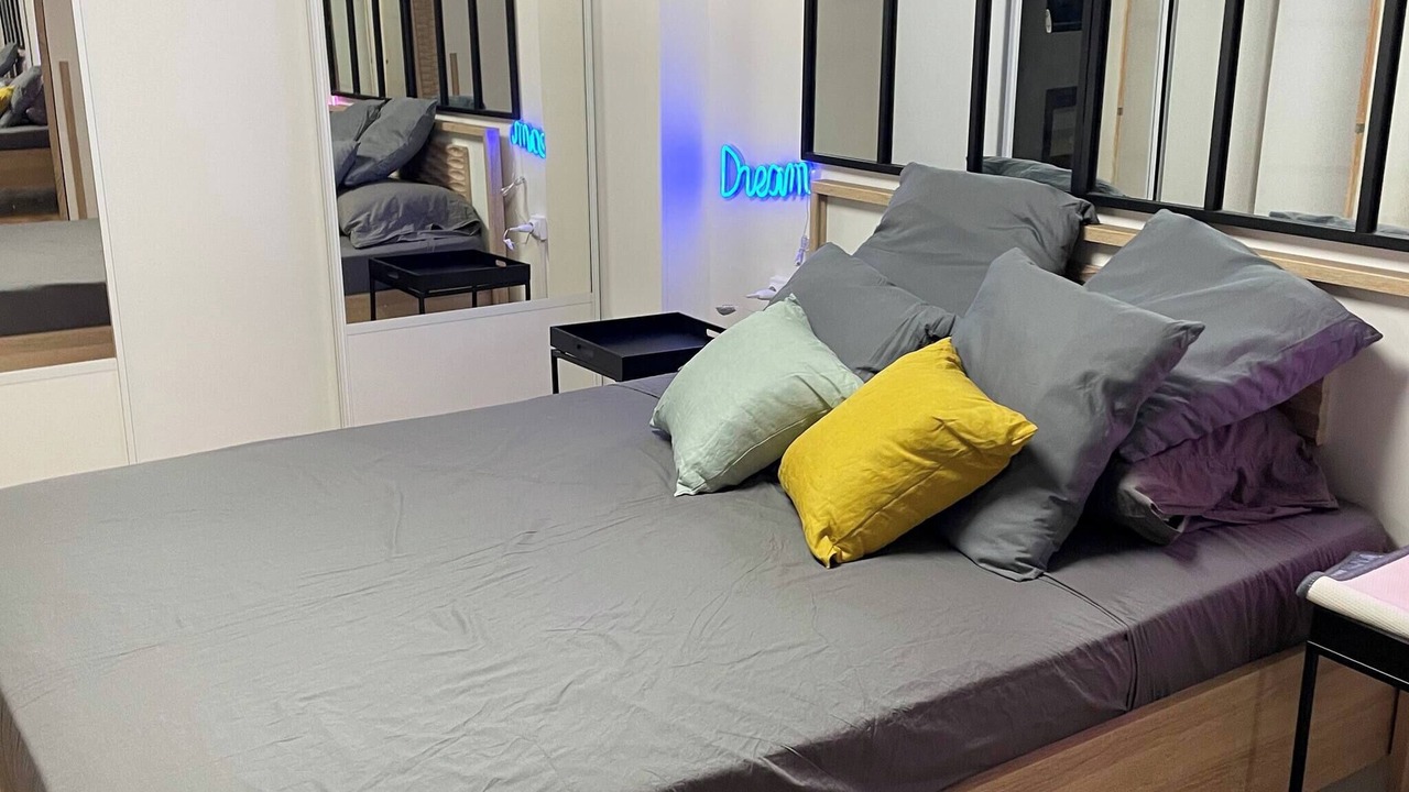 Photo of Bedroom in La Courneuve