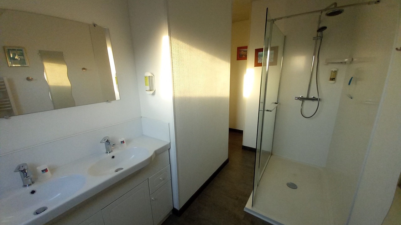 Photo of Bathroom in Audinghen