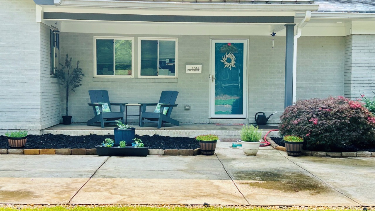 Photo of Patio Balcony in Sheffield Park