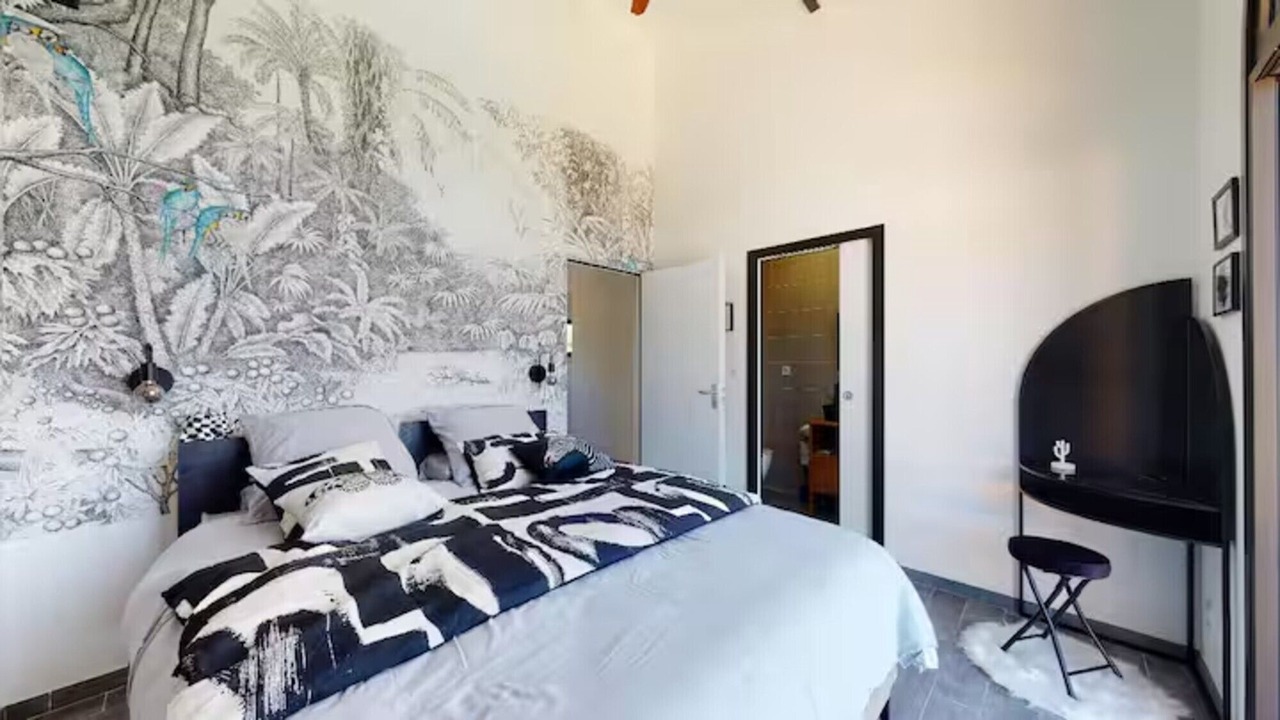 Photo of Bedroom in Parentis-en-Born