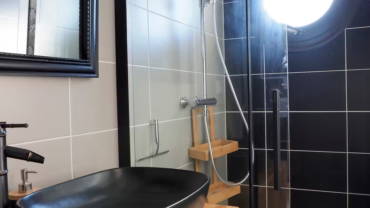 Photo of Bathroom in Parentis-en-Born