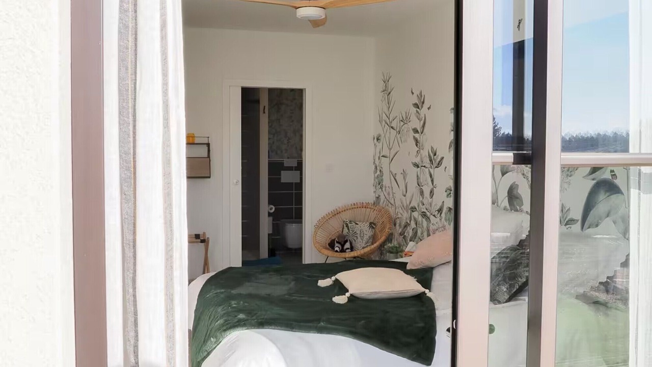 Photo of Bedroom in Parentis-en-Born