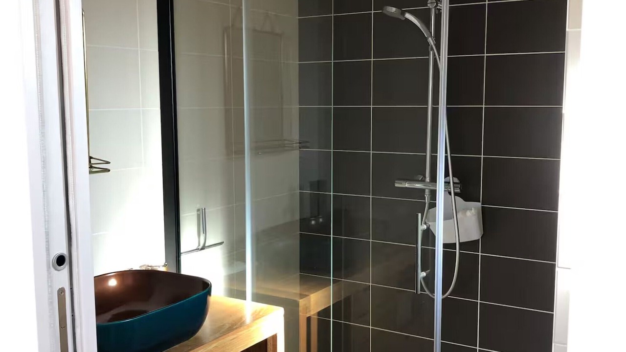 Photo of Bathroom in Parentis-en-Born