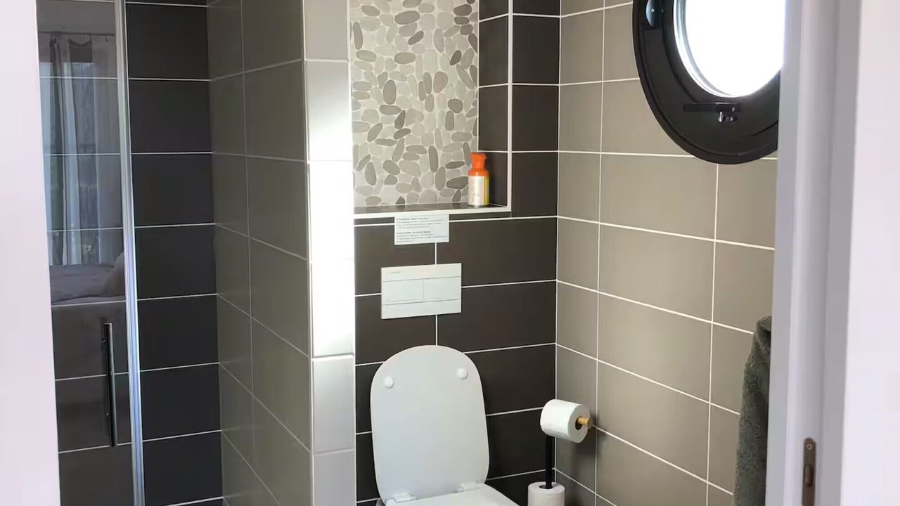 Photo of Bathroom in Parentis-en-Born