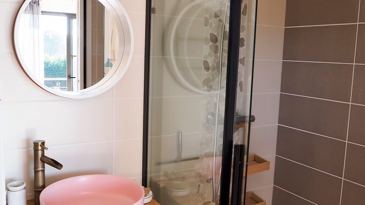 Photo of Bathroom in Parentis-en-Born