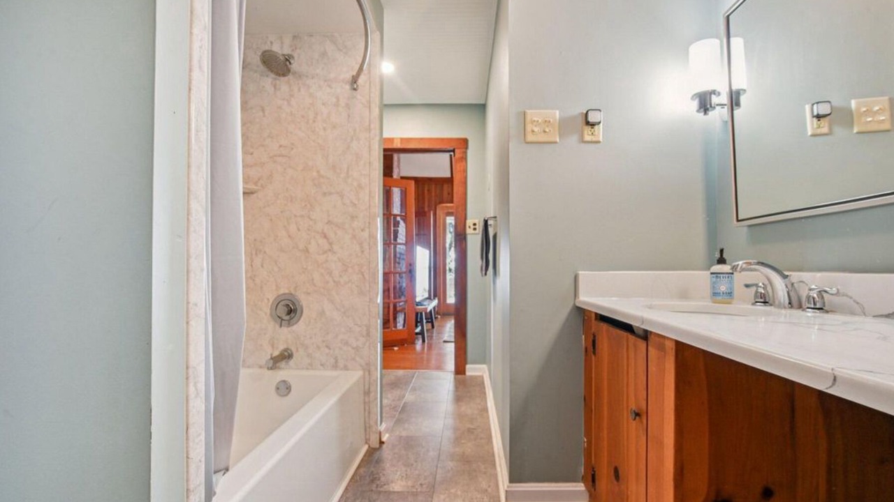 Photo of Bathroom in Mount Vernon