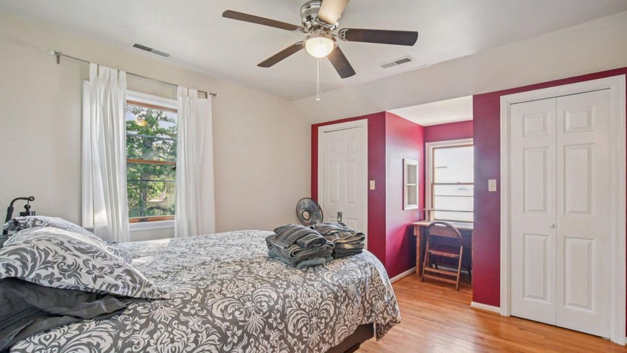 Photo of Bedroom in Mount Vernon