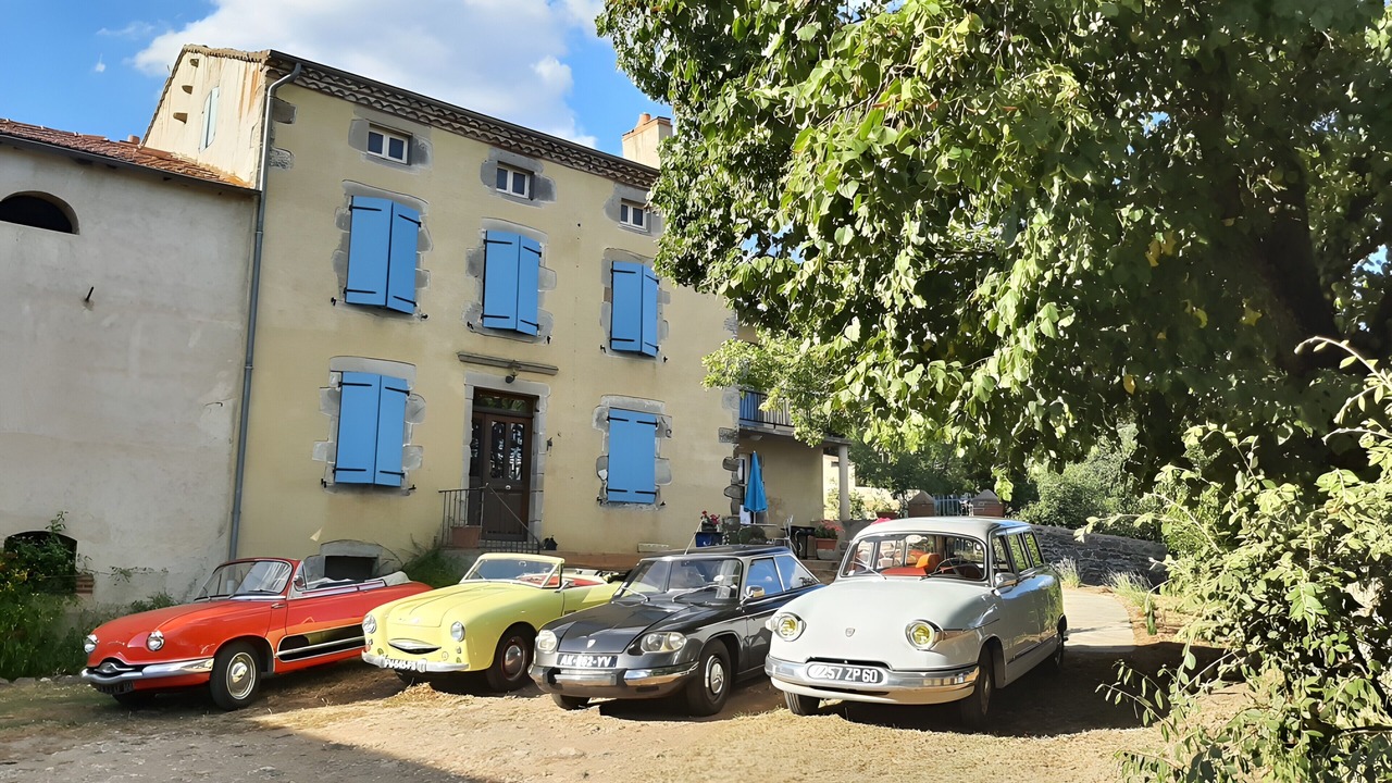 Photo of Outdoor in Domeyrat