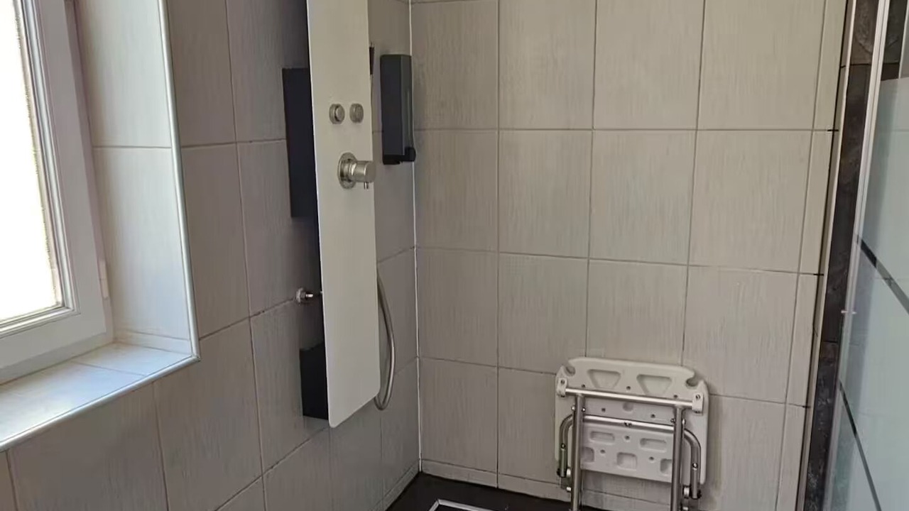 Photo of Bathroom in Drancy