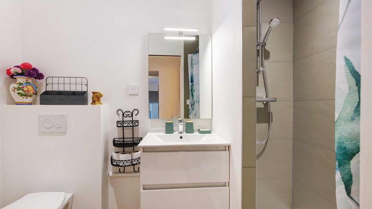 Photo of Bathroom in Saint-Michel-Mont-Mercure