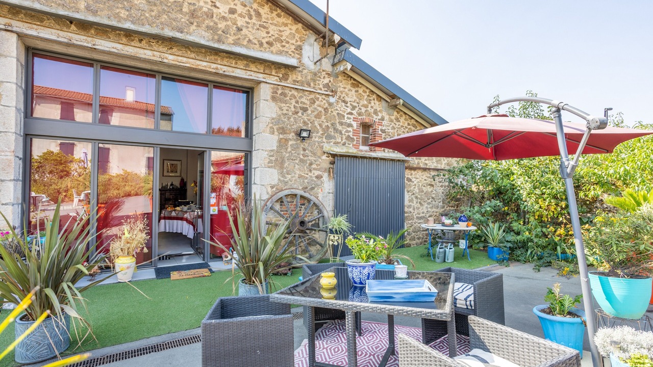 Photo of Outdoor in Saint-Michel-Mont-Mercure