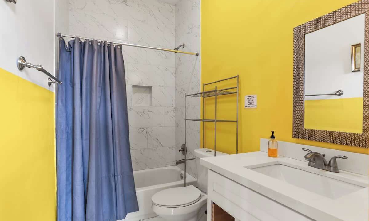 Photo of Bathroom in Seventh Ward