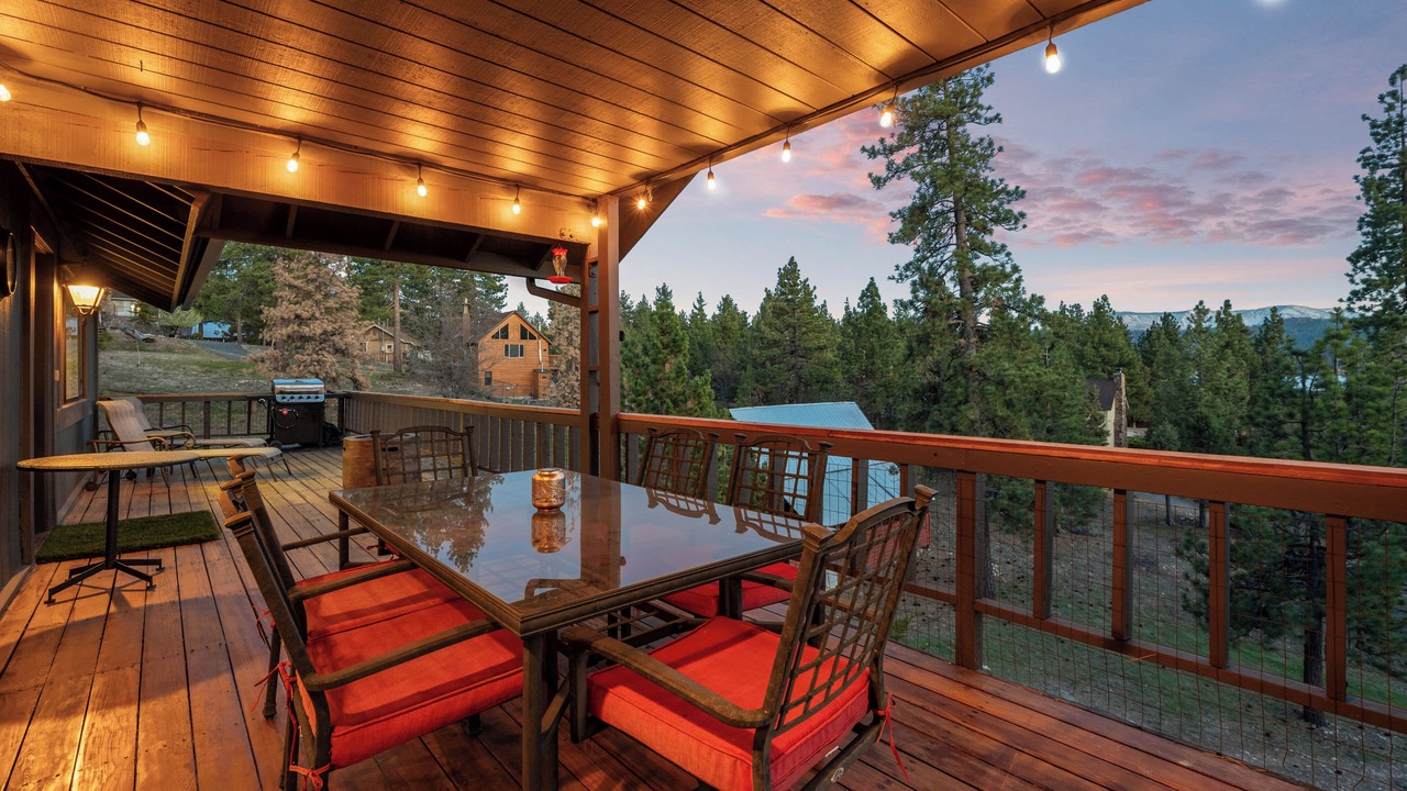 Photo of Patio Balcony in Fawnskin