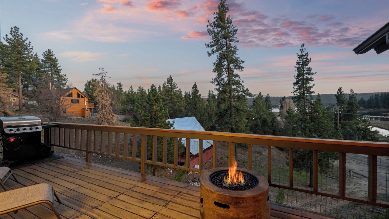 Photo of Patio Balcony in Fawnskin