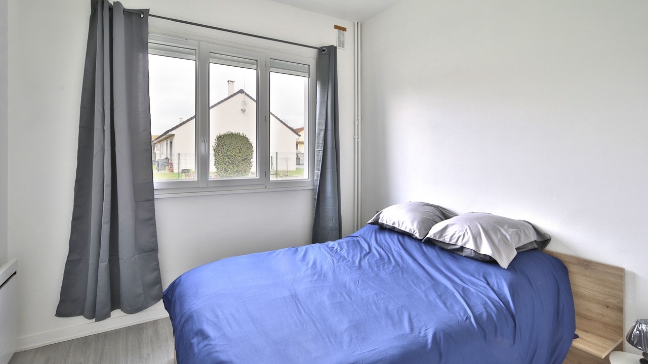 Photo of Bedroom in Porcheville
