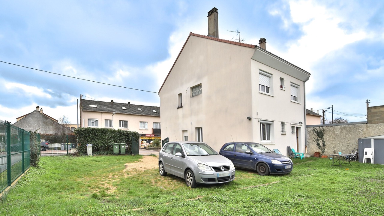 Photo of Outdoor in Porcheville