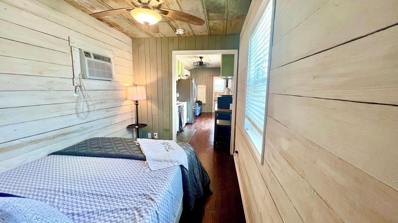 Photo of Bedroom in Graford