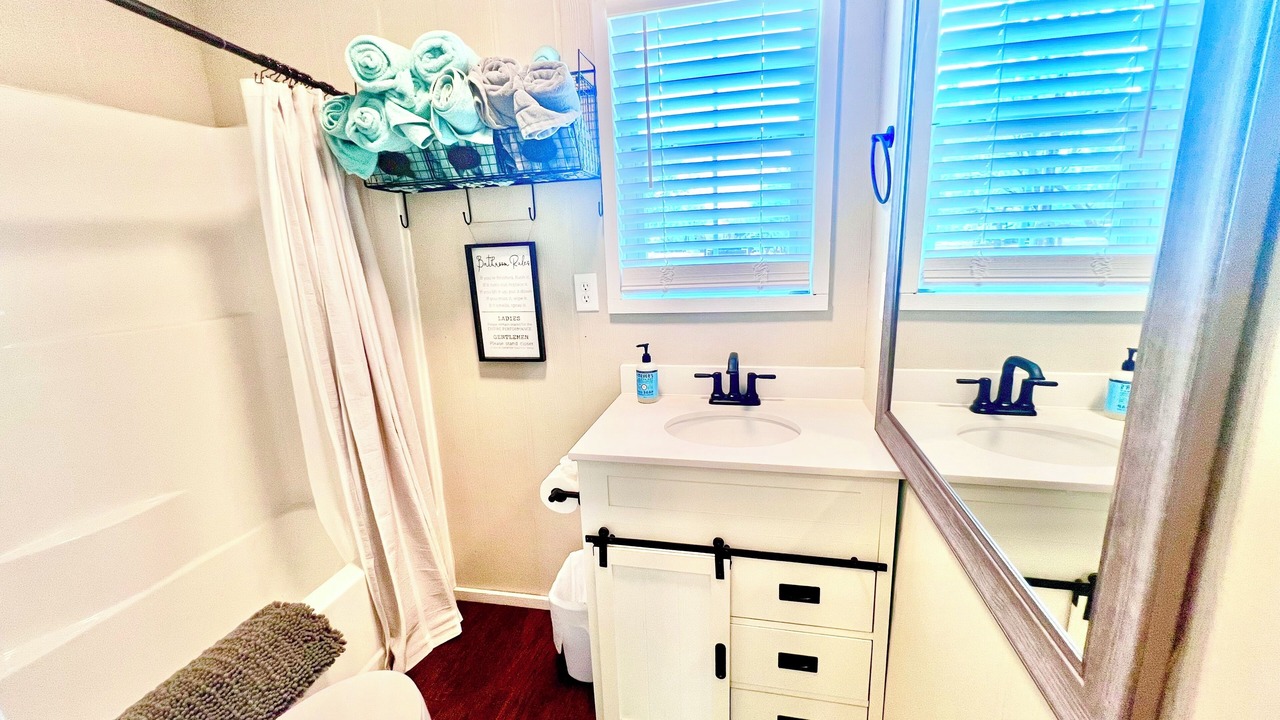 Photo of Bathroom in Graford