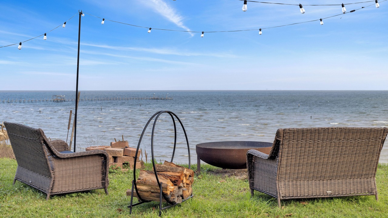 Photo of Outdoor in Beach City