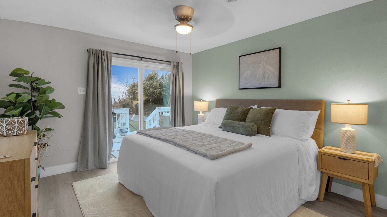 Photo of Bedroom in Beach City