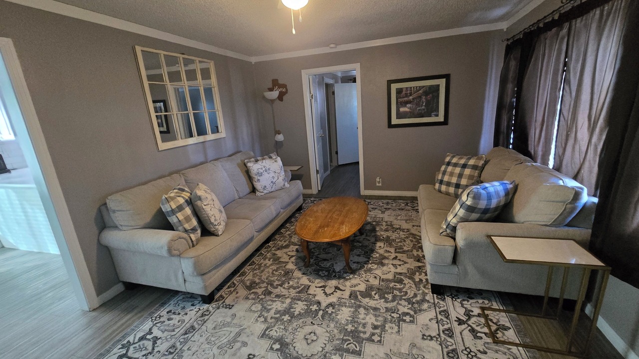 Photo of Livingroom in Borger
