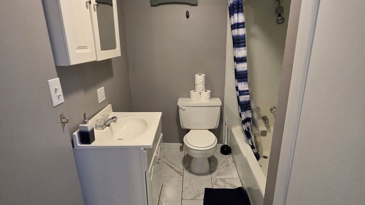 Photo of Bathroom in Borger
