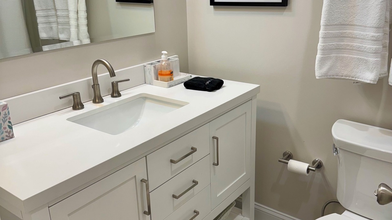 Photo of Bathroom in Shipyard Plantation