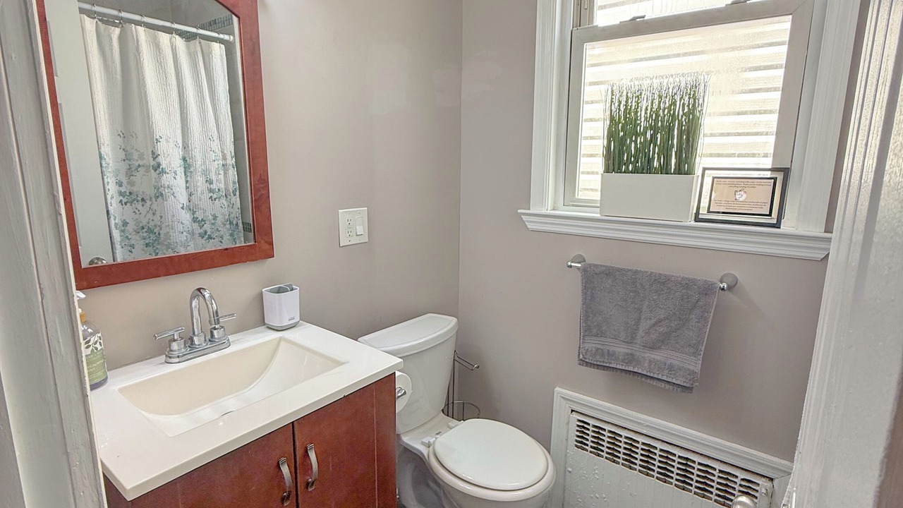 Photo of Bathroom in North Bergen