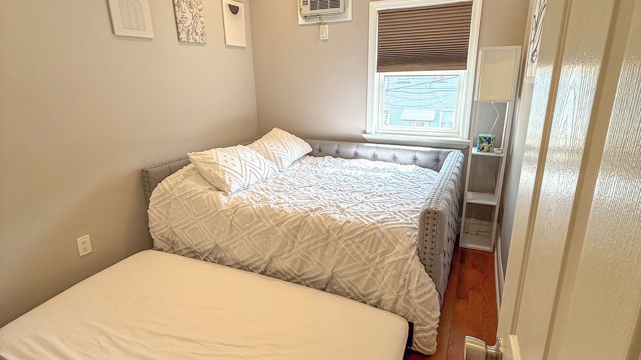 Photo of Bedroom in North Bergen