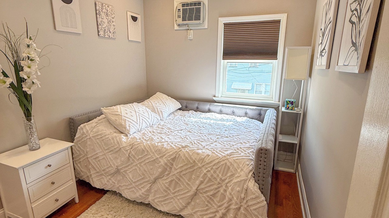Photo of Bedroom in North Bergen