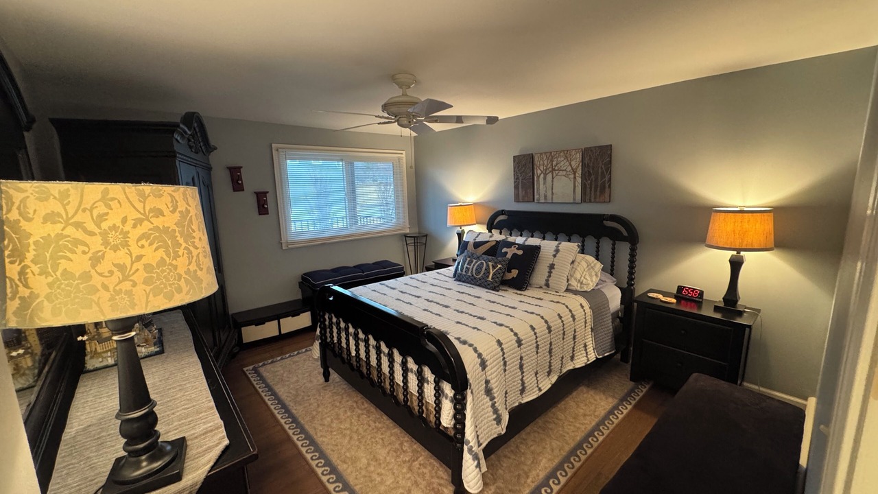 Photo of Bedroom in Houghton Lake