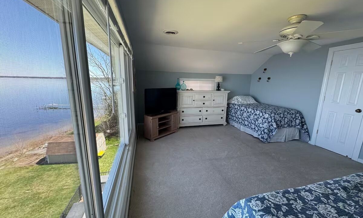 Photo of Bedroom in Houghton Lake