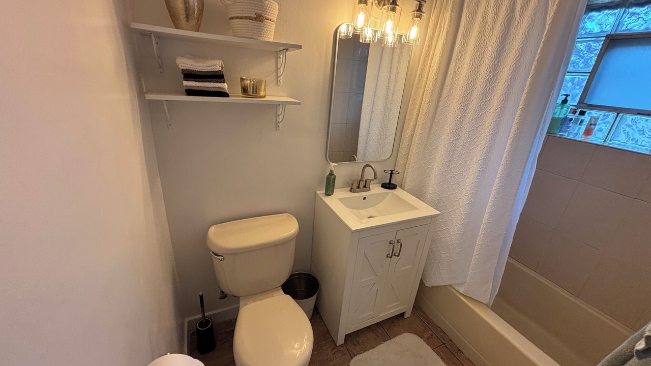 Photo of Bathroom in Skokie