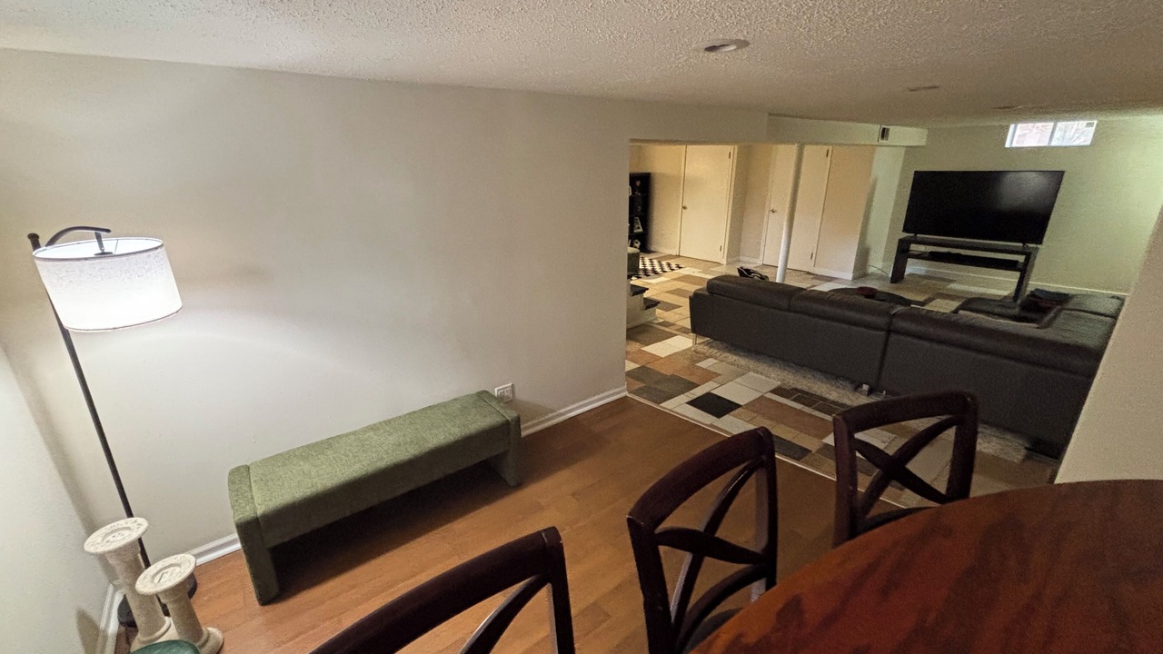 Photo of Livingroom in Skokie
