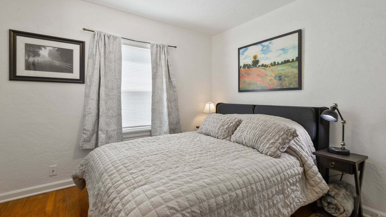 Photo of Bedroom in Market District