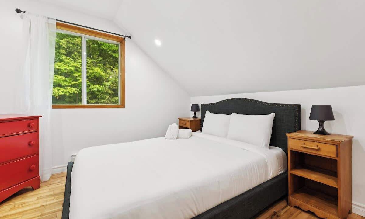 Photo of Bedroom in Argenteuil Regional County Municipality