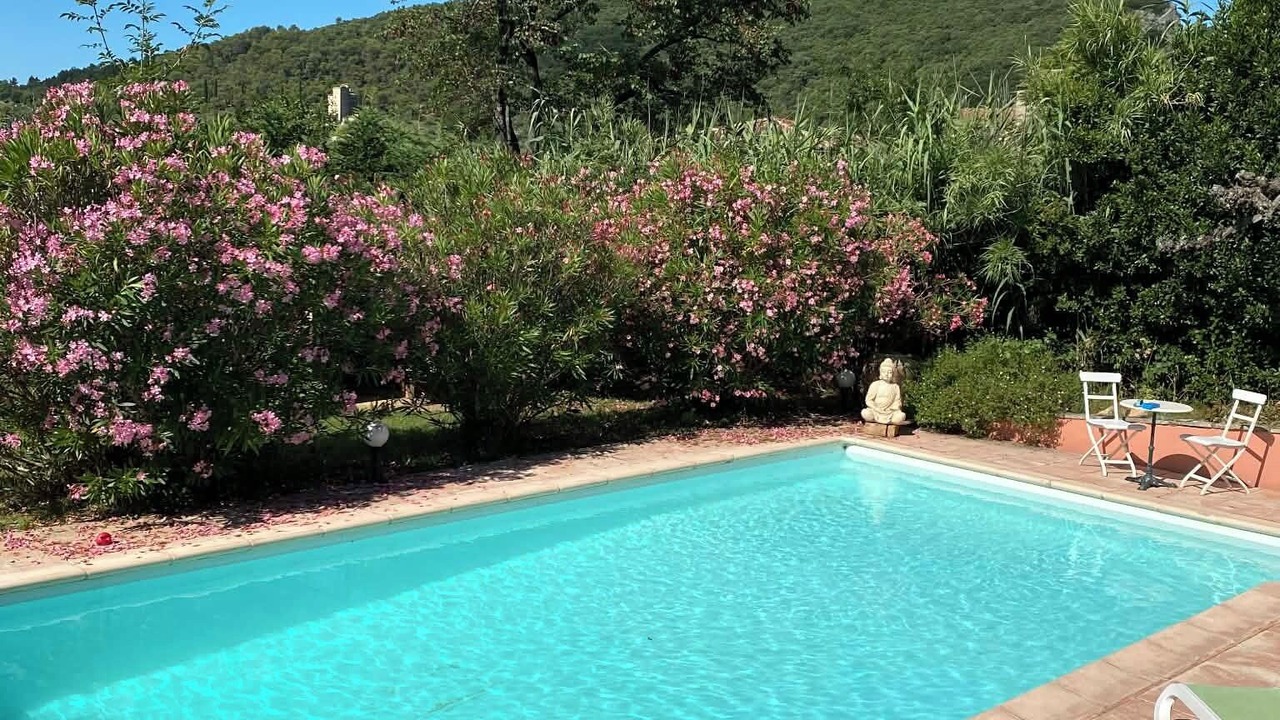 Photo of Outdoor in Saint-Sauveur-de-Cruzieres