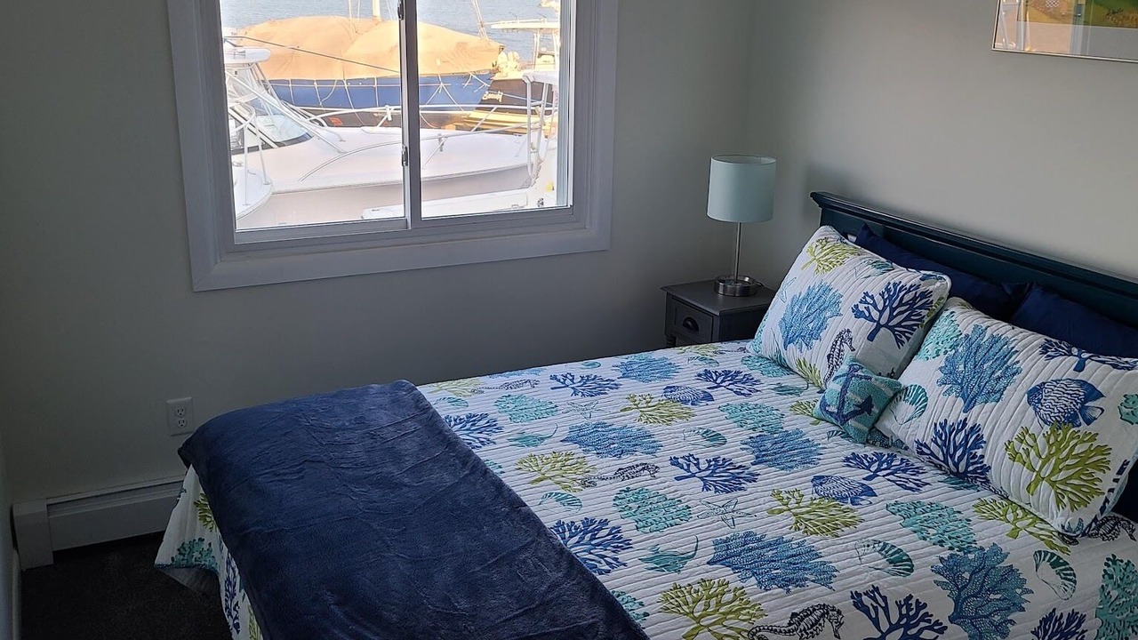 Photo of Bedroom in Mattapoisett
