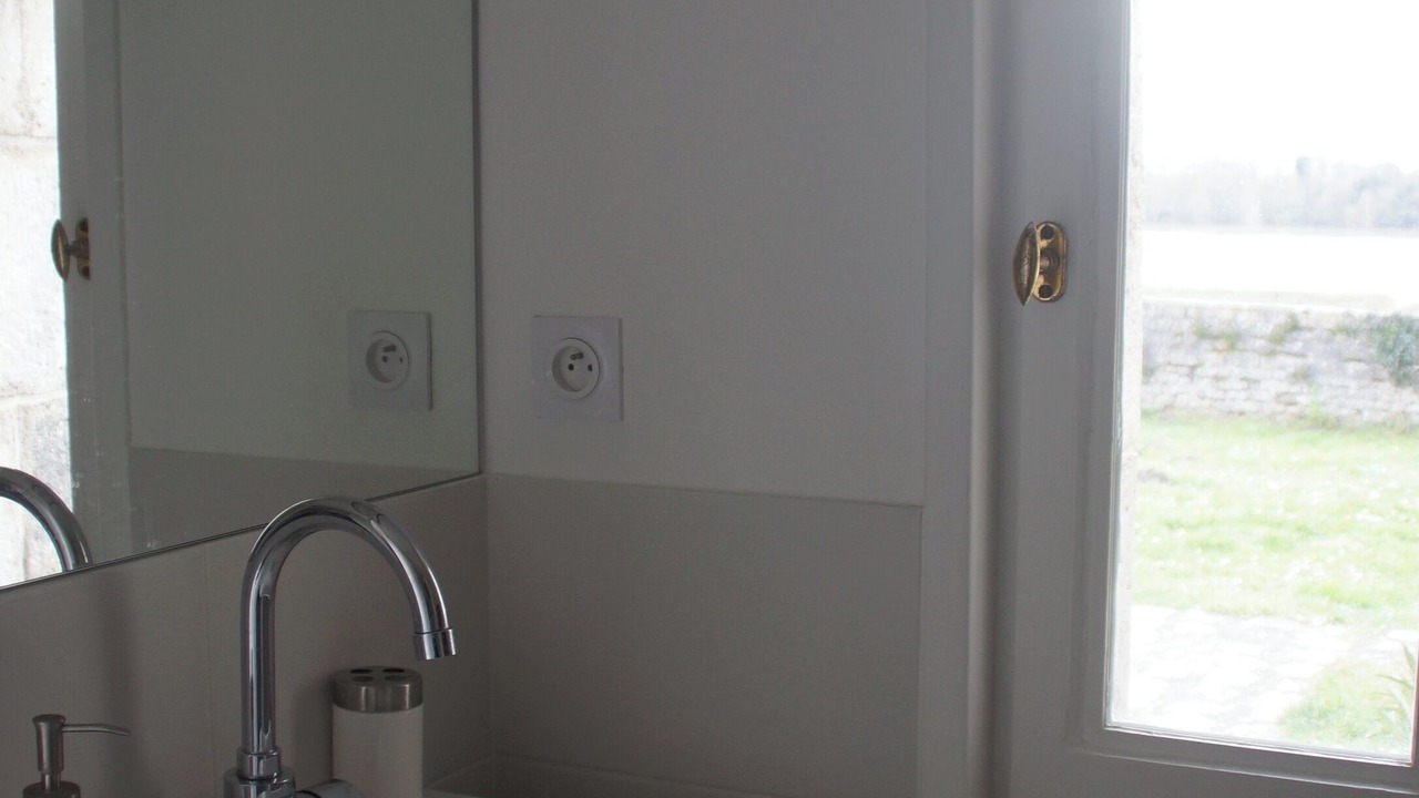 Photo of Bathroom in Orleans Metropole